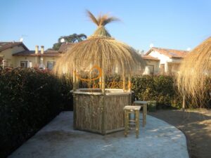 Chiosco in Paglia Africana (Castelli Romani)