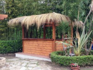 Chiosco in paglia 'Moorea' (Scauri)