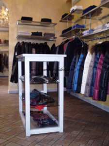 Lavorazioni interni negozio