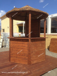 Chiosco in canna d'Africa lido tamure Baia Domizia